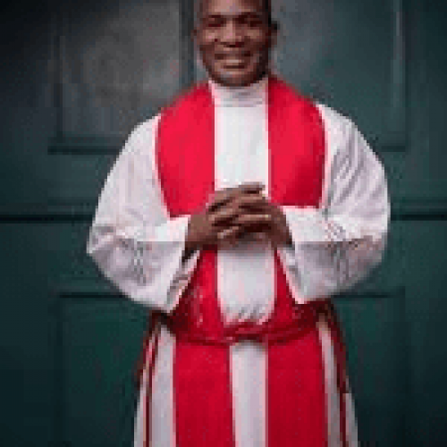 Kidnapped Nigerian priest regains freedom
