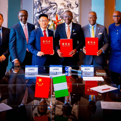 Read more about the article Lagos signs MoU with Chinese firm to construct green line rail