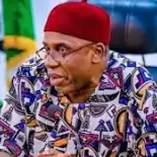 APC mocks Buhari’s ex-minister Amaechi’s Inability to afford fuel after ‘stealing’ 24 Years in offices