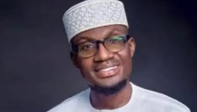 You are currently viewing Repentant Alimosho LG Boss Swallows Pride, Withdraws Lawsuit Against Lagos Assembly, Tenders Apology