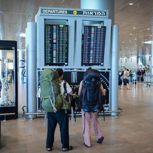Israeli airspace is closed amid Iran attack, as Jordan, Iraq also shut their airspace