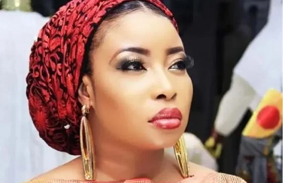 You are currently viewing Police clear actress Lizzy Anjorin of gold theft allegation