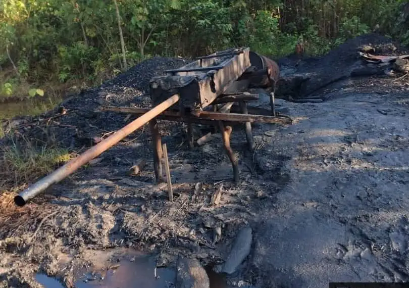 You are currently viewing Nigeria Navy deactivates Illegal refineries in Delta, Ondo