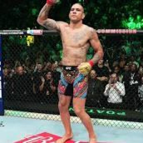 UFC 307:Alex Pereira batters Khalil Rountree to retain light heavyweight gold