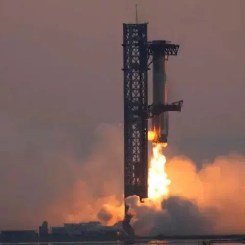 Elon Musk’s SpaceX launches starship test flight, catches booster
