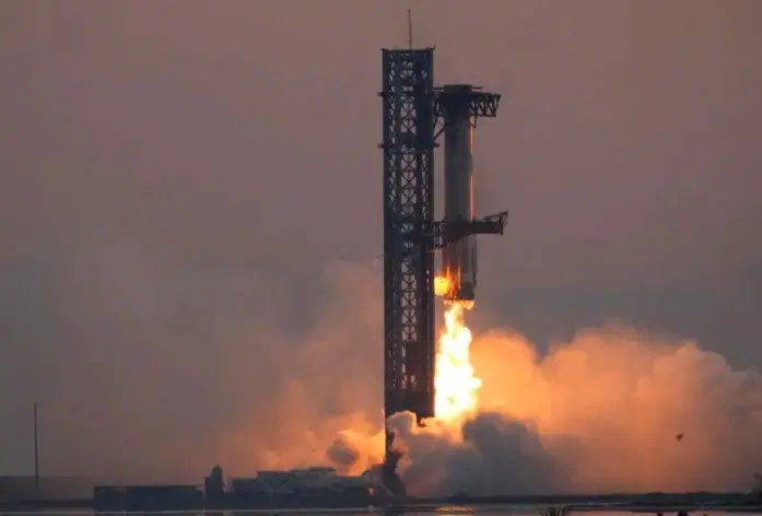 You are currently viewing Elon Musk’s SpaceX launches starship test flight, catches booster