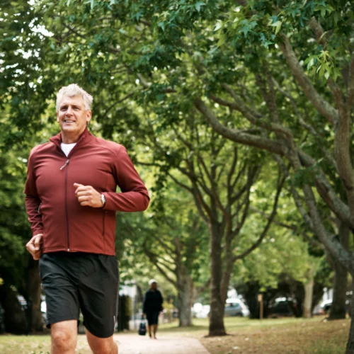 Read more about the article People who still look young in their 60s and beyond usually adopt these 8 daily habits