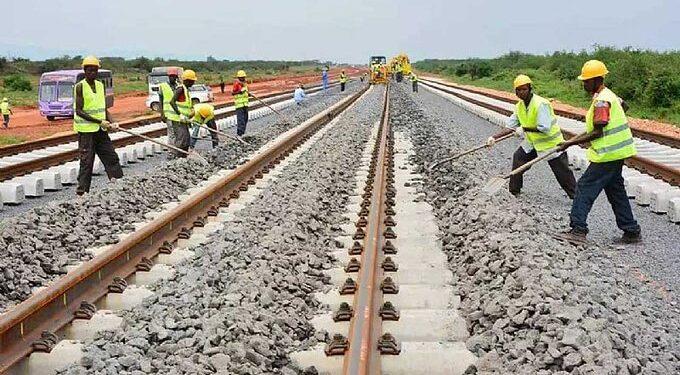 You are currently viewing Nigeria secures $350 million from AfDB for Kano-Maradi Rail Project 