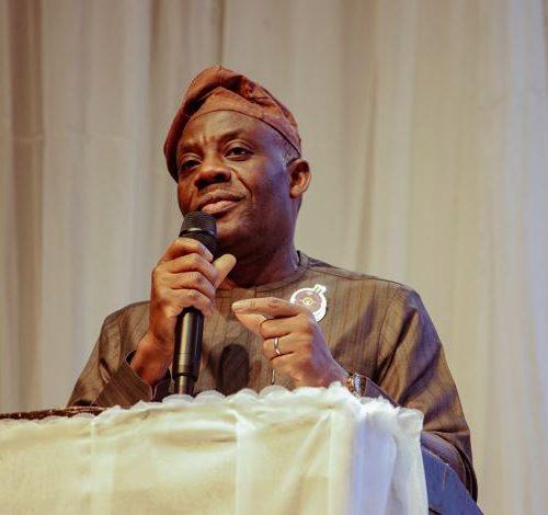 Read more about the article Honoris causa: Illegal varsities milking award-hungry Nigerians for cash