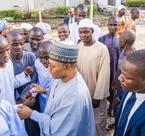 Read more about the article Kaduna State awards N100,000 and smartphones to each Of 39 released minors