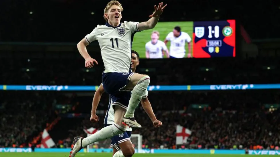 You are currently viewing England batters Ireland 5-0 in emphatic second half display