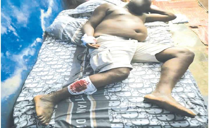 You are currently viewing Bystander killed as Customs, smugglers clash in Ogun