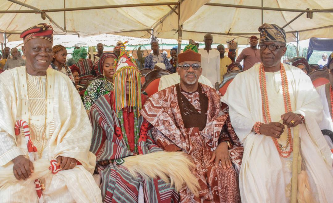 You are currently viewing Ogun Awards Contract for Reconstruction of Ilara-Ilishan, Awolowo Roads, Others