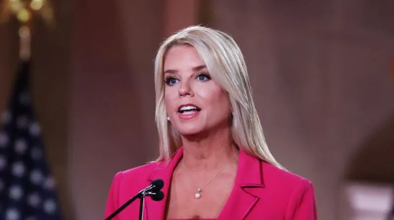You are currently viewing Trump picks Pam Bondi as attorney general after Matt Gaetz withdraws