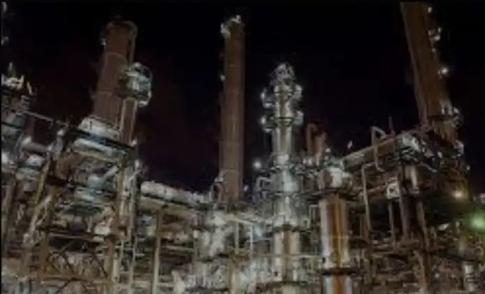 You are currently viewing Just in: Pomp and circumstance as Port Harcourt Refinery begins production; truck loading starts today, Tuesday 