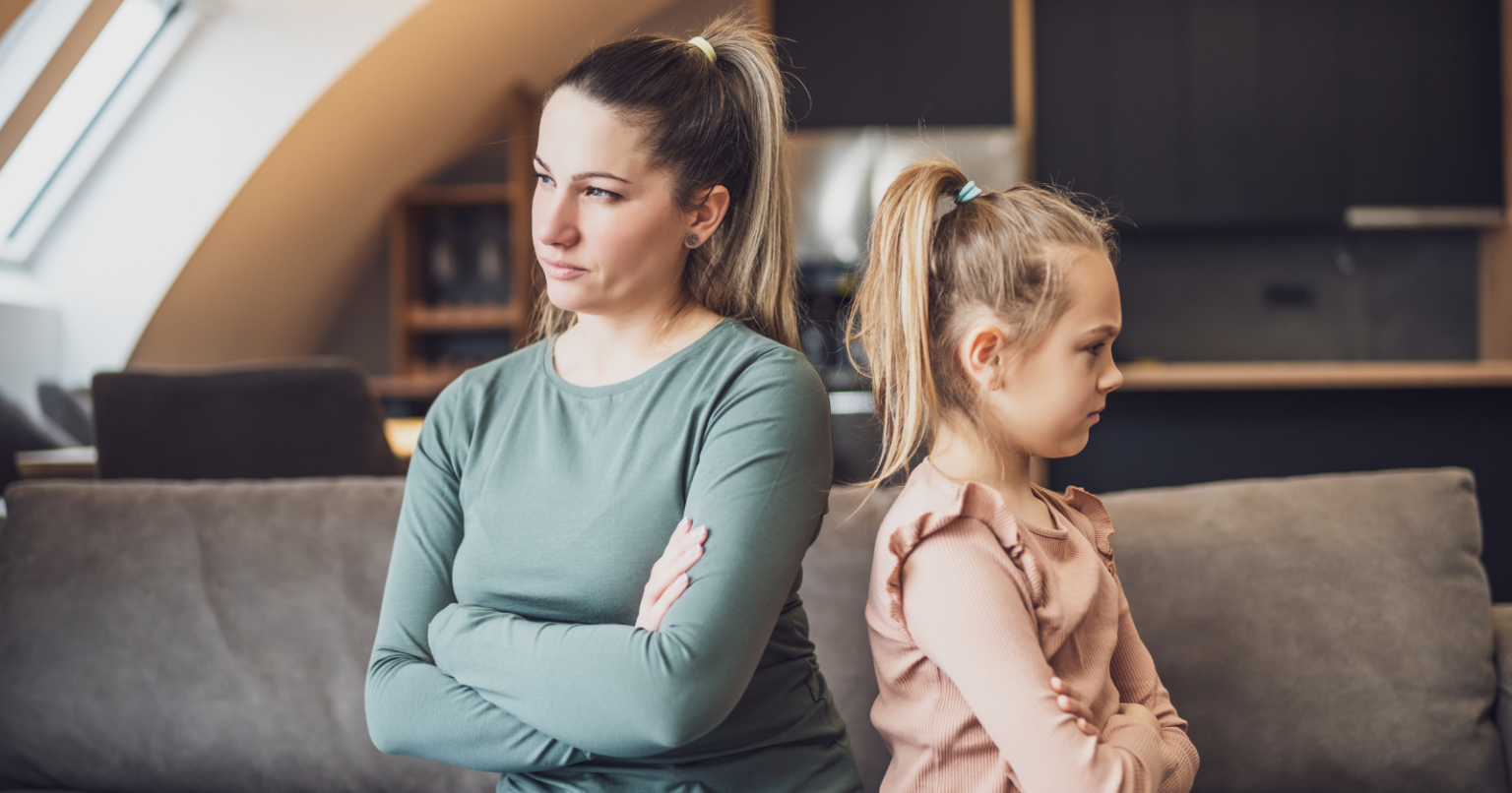 You are currently viewing People who are frequently disrespected by their own kids typically display these 8 behaviors (without realizing it)