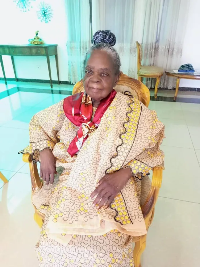 You are currently viewing Olubusola, wife of Yoruba National Leader, Banji Akintoye, is dead