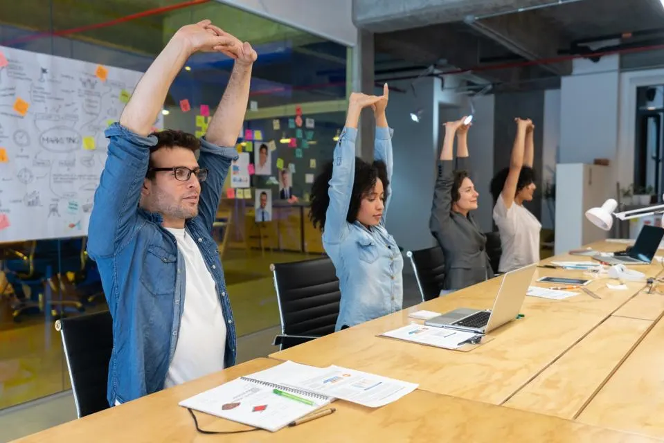 You are currently viewing 5 Leadership Trends That Will Help To Shape 2025