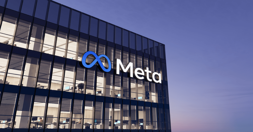You are currently viewing Users stranded as Facebook, Instagram experience outage, Meta apologises