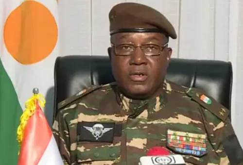 Read more about the article Niger’s president under fire at home over attack on Nigeria