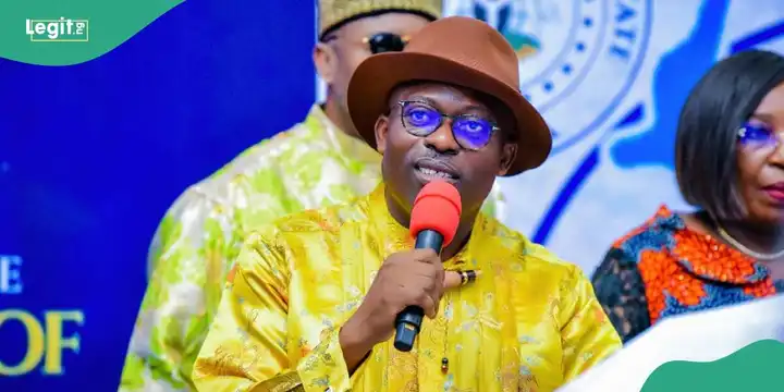 You are currently viewing Nigerian Governor Approves N100k Christmas Bonus for Workers