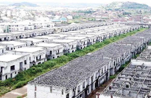 Read more about the article Emefiele, cronies acquired 753-duplex estate with forex kickbacks — EFCC