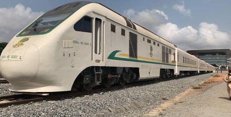 You are currently viewing FG announces free train services nationwide for Christmas, new year celebrations