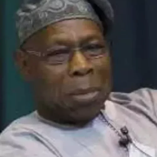 Read more about the article How Dangote’s $750m offer to manage Nigeria’s refineries was rejected — Obasanjo