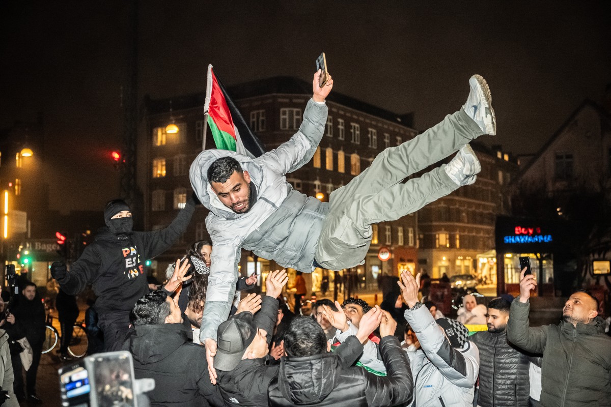 You are currently viewing Gaza: UN, others cheer as freed Israelis reunite with families