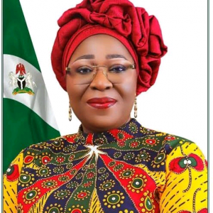 Akon Eyakenyi 495x5361 1