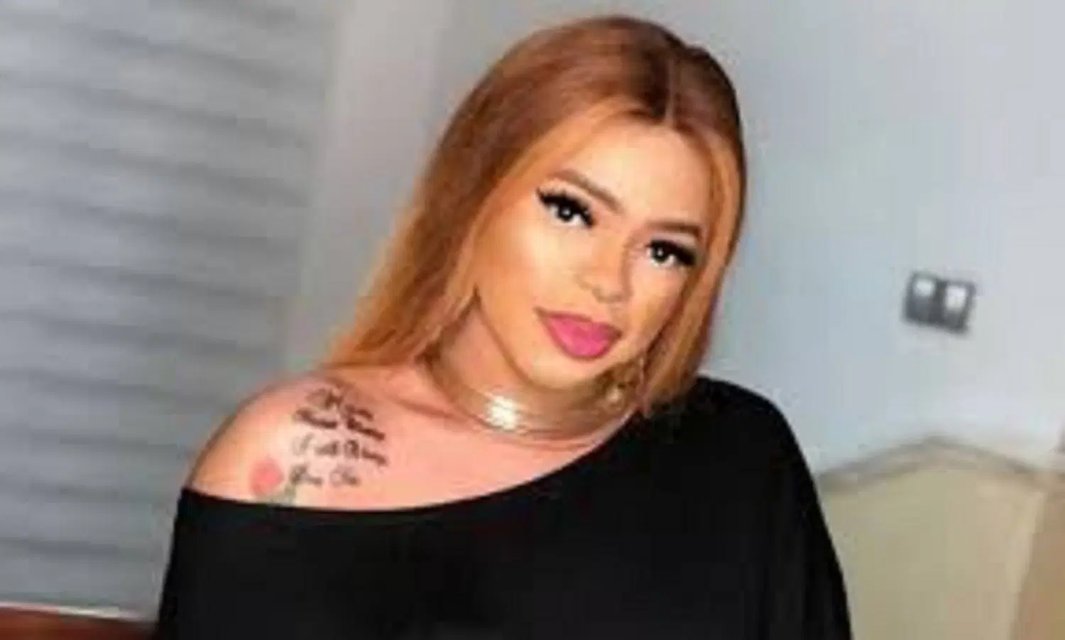 You are currently viewing I’ll show evidence I’m a woman – Bobrisky reacts to Trump’s two genders order