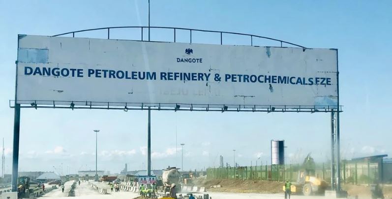 You are currently viewing Petrol pump price surges to N1,150 after Dangote hike