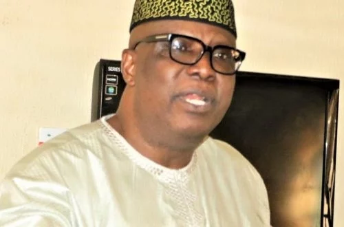 Read more about the article Buhari didn’t support Tinubu or Osinbajo to be his successor, but Tinubu outsmarted him — Ex-Aide