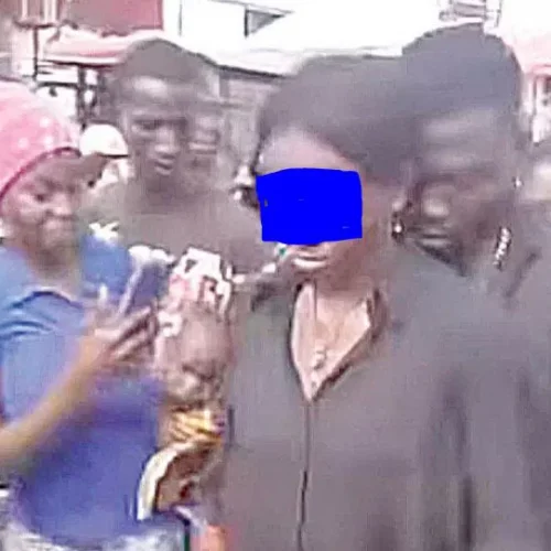 Read more about the article Incessant display of madness, ‘enter one trouser’ on Nigerian streets