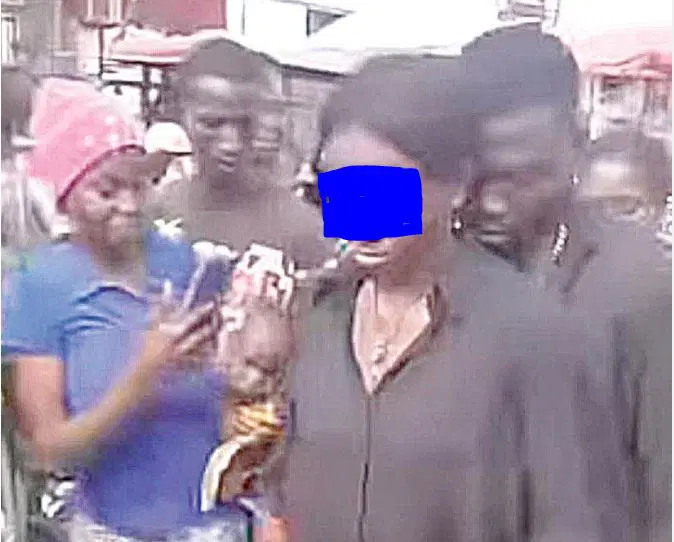 You are currently viewing Incessant display of madness, ‘enter one trouser’ on Nigerian streets