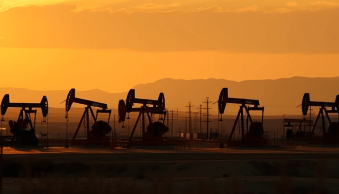 You are currently viewing Oil hits four-month high in boost for budget