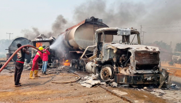 You are currently viewing How over 70 people died scooping petrol in Niger