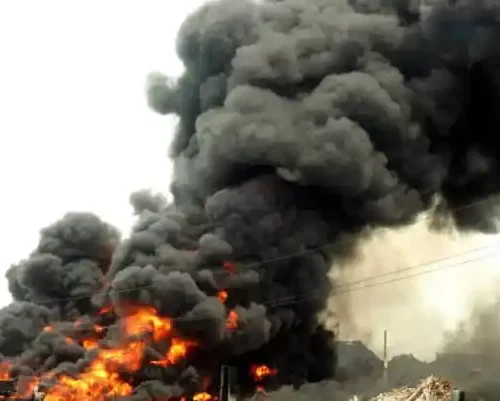 Read more about the article Explosion rocks Abuja school