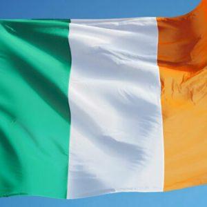 Ireland revises work visa policies to address skill shortages 3 irish flag 750x375 1