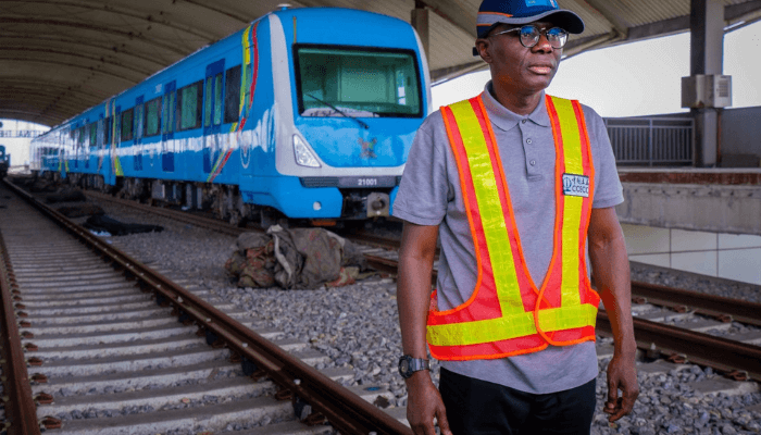 You are currently viewing FG, LASG seal deal to begin 68km Green Line rail project connecting VI, Lekki, Ajah