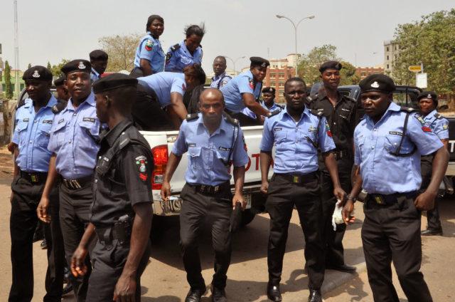 You are currently viewing Police take over Edo House of Assembly as APC, Oshiomhole move to seize control