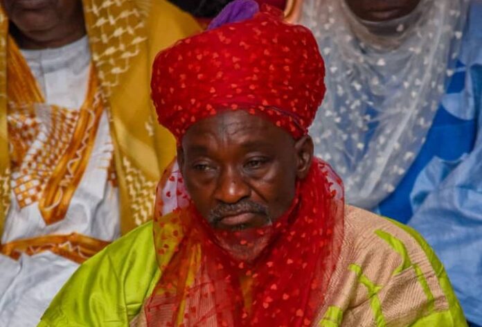 You are currently viewing Traditional ruler slumps at public event, dies – cause of death unknown