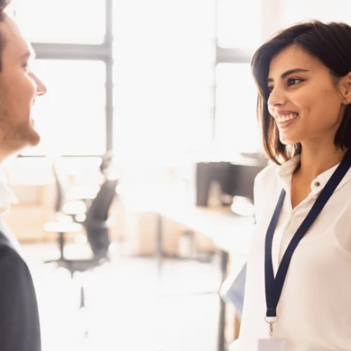 Read more about the article If you want to sound smarter when you talk to people, say goodbye to these 8 phrases