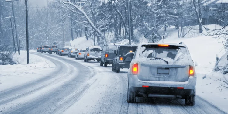 You are currently viewing Emergency declared in seven states as winter storm kills five in US