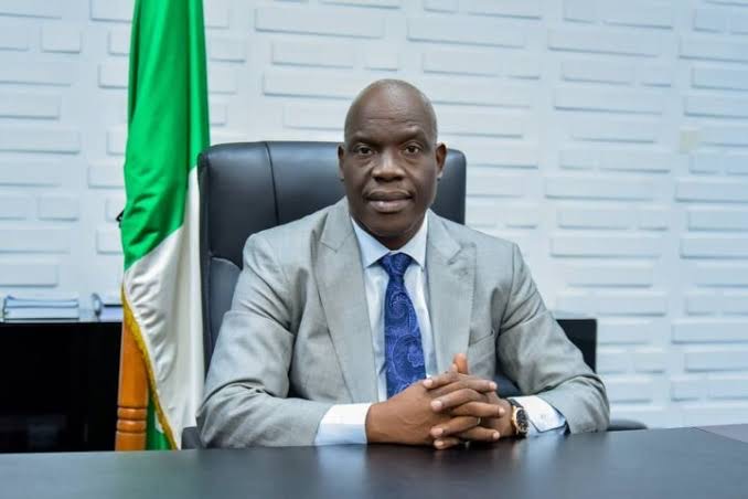 You are currently viewing FG reduces oil theft to 5,000 barrels per day