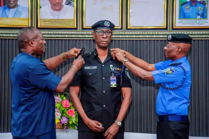 You are currently viewing IGP decorates newly-promoted senior police officers