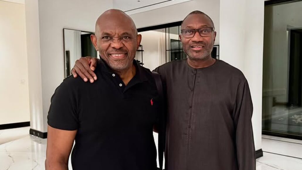 You are currently viewing Otedola hosts Elumelu in Dubai, calls him ‘African Pride’