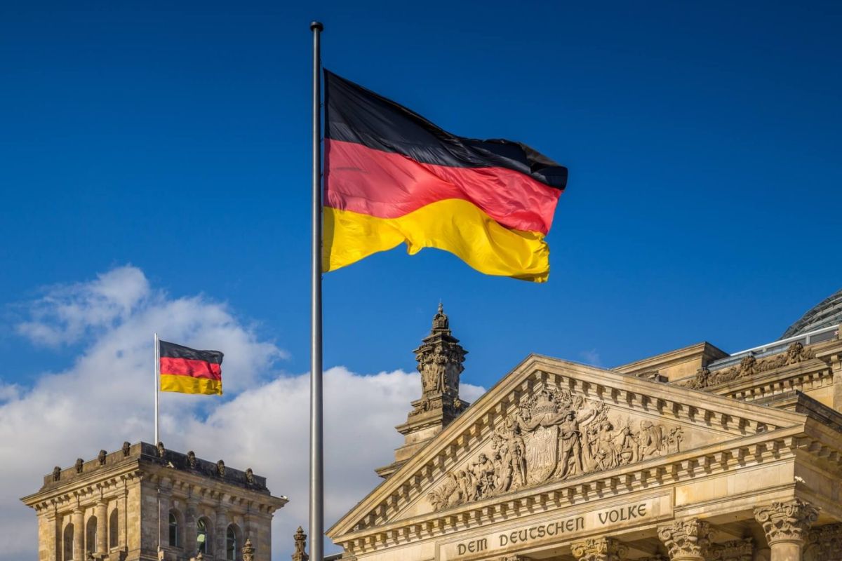 You are currently viewing Germany Opens Doors to 400,000 Skilled Workers with New Digital Visa System!
