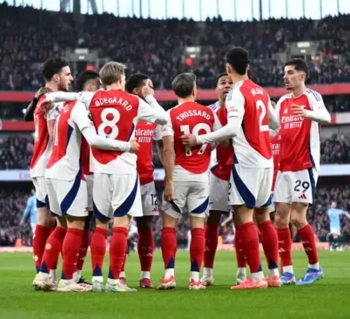 Read more about the article Arsenal lose £17.7m despite record revenues