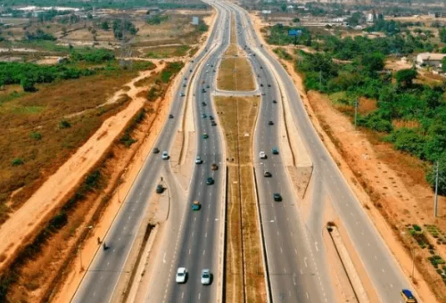 Read more about the article FG secures foreign funds for Lagos-Calabar coastal highway
